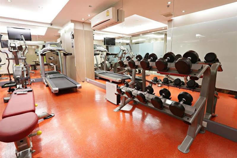 V Residence Serviced Apartment Bangkok Esterno foto